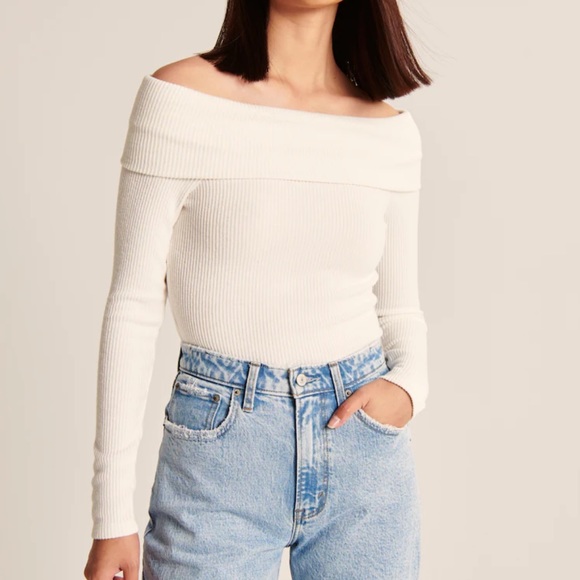 Abercrombie & Fitch Off Shoulder Top - Picture 6 of 7